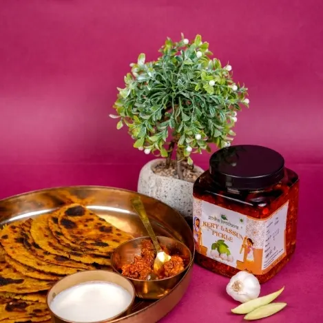 Godha Brother's Spicy Kery Garlic Pickle